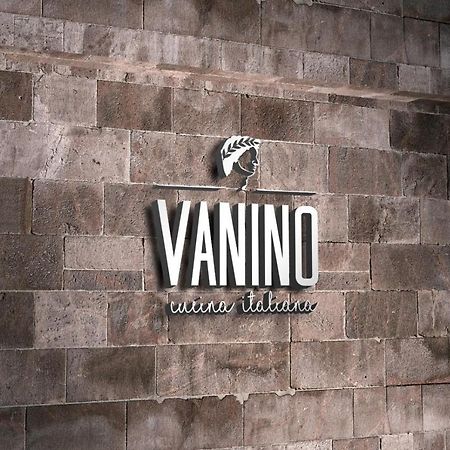 Hotel Am Stadion Vanino Cucina Italian บีเลอเฟล์ด ภายนอก รูปภาพ
