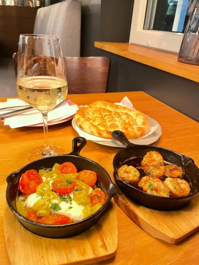 Hotel Am Stadion Vanino Cucina Italian บีเลอเฟล์ด ภายนอก รูปภาพ